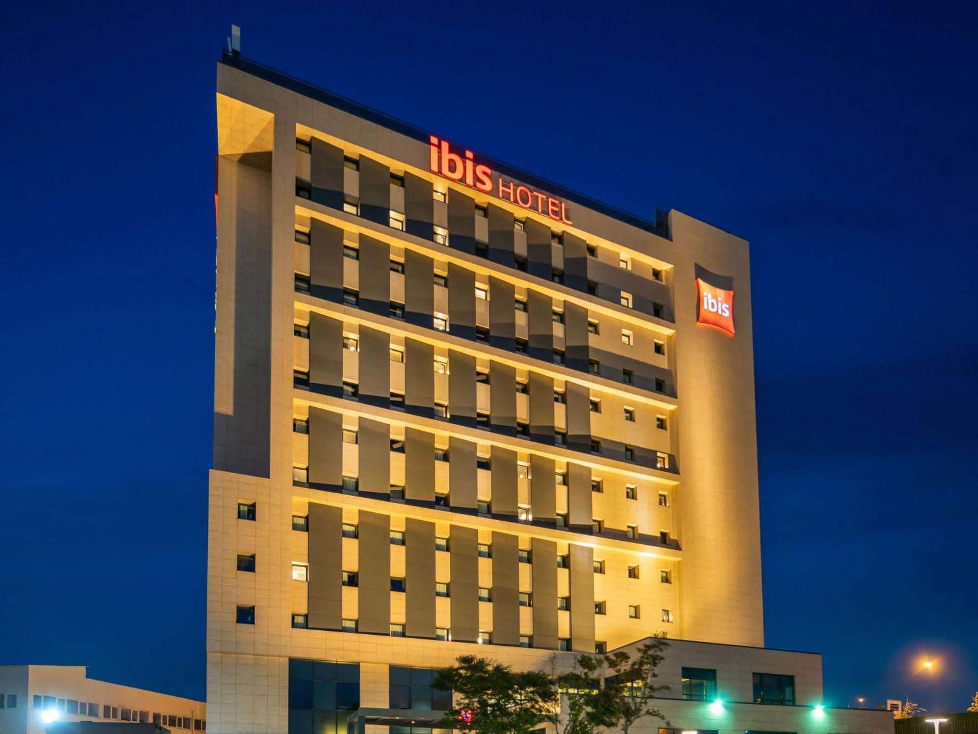 Ibis Istanbul Tuzla Hotel Cayirova ภายนอก รูปภาพ